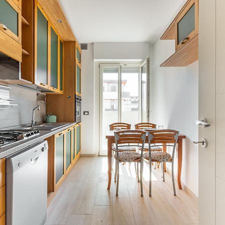 Quartu Sant'Elena Roomy Flat With Private Parking! Exterior photo